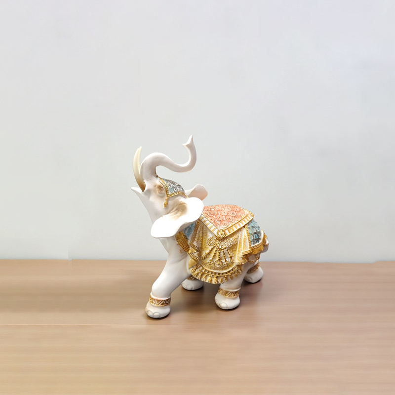 Elefante Blanco Con Manto Colores 9cm