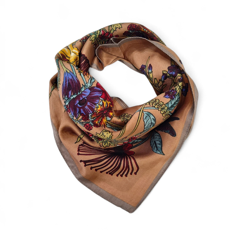 Pañuelo Tropico Stone 70x70cm