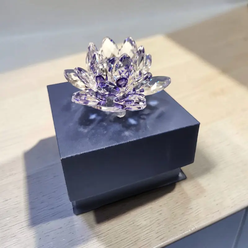 Flor de Loto Vidrio Color Azul Mediana 9cm en Caja 