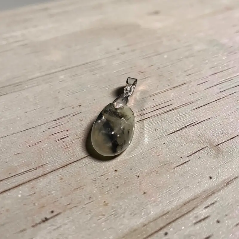 Dije Gema Prehnita Rolada