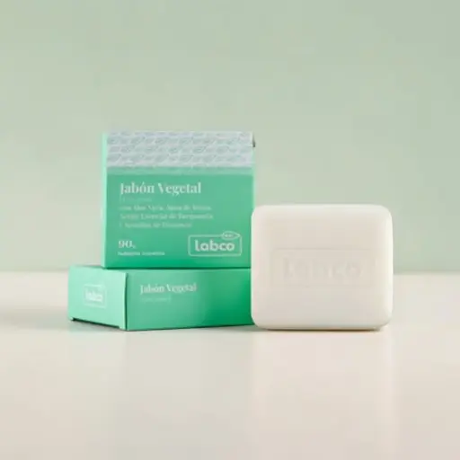 Jabón Vegetal Exfoliante Aloe Vera y Agua de Rosas con Aceite Esencial de Bergamota y semillas de Damasco 90gr, Labco