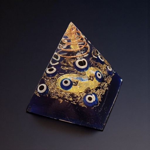 Orgonite Piramide 5cm con Ojos