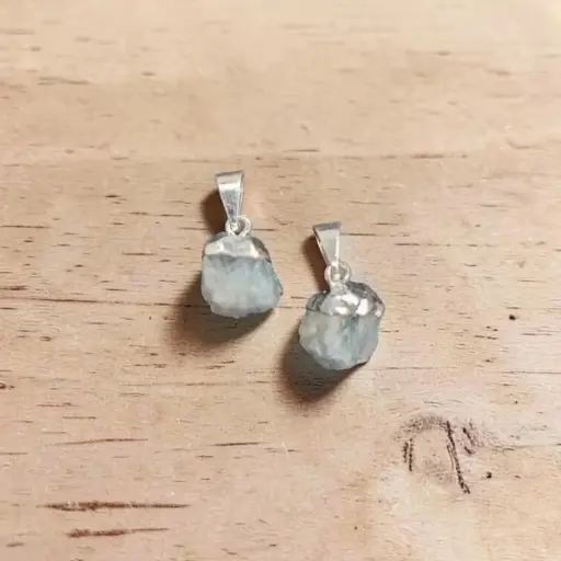 Dije Gema Aguamarina en Bruto Electroplate