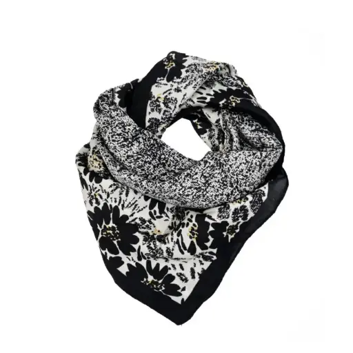 Pañuelo Black Margo 70x70cm